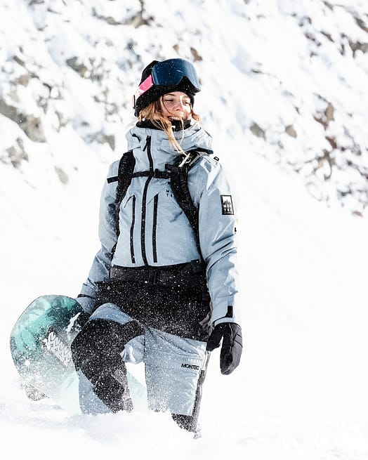 Kunde @sarah_bacher_ i Montec Moss W Snowboardjakke Dame Soft Blue/Black