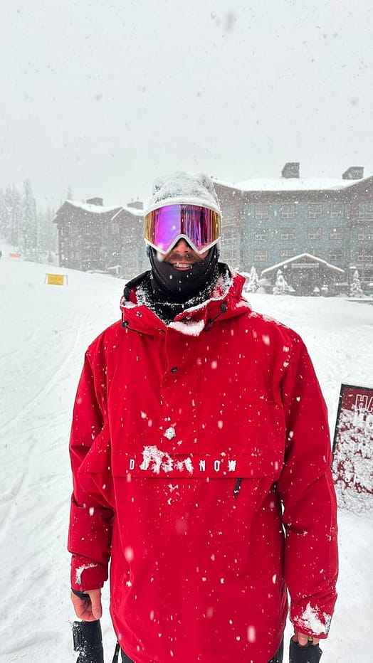 Kunde @nicos_pow i Dope Legacy Snowboardjakke Herre Deep Red Renewed
