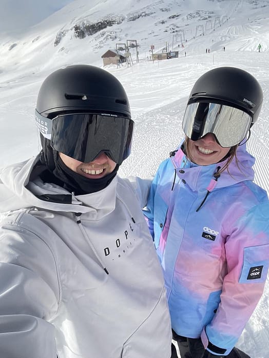 Kunde @irinaruegg i Dope Yeti Snowboardjakke Herre Aphex Light Grey