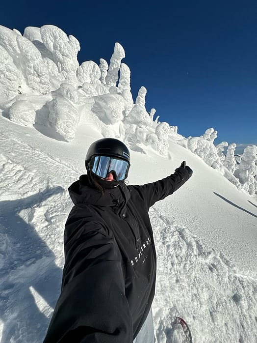 Kunde @madsymoooo i Dope Legacy W Snowboardjakke Dame Black