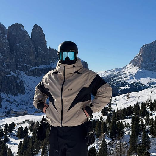 Kunde @alessandro.valerio7 i Dope Spartan Skijakke Herre Spike Sand/Black