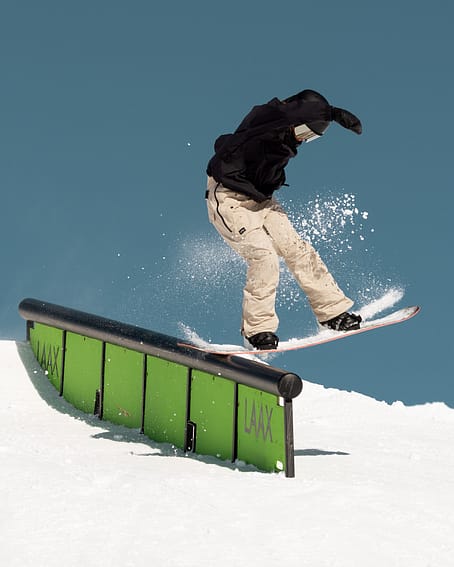 Kunde @irinaruegg i Dope Notorious B.I.B W Snowboardbukse Dame Sand