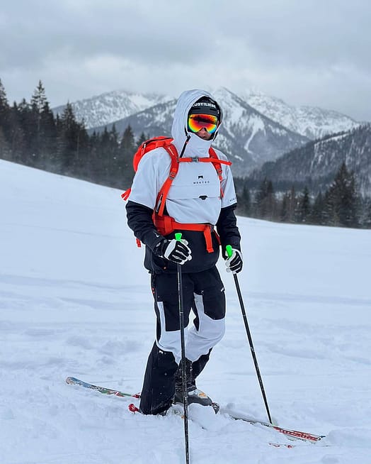 Kunde @severin_fallecker i Montec Dune Snowboardjakke Herre Light Grey/Black
