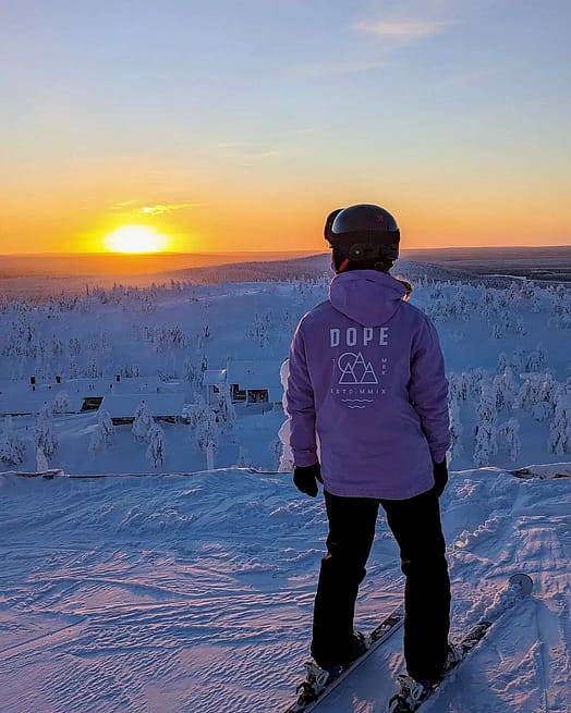 Kunde @haaviojasmin i Dope Yeti W 22 Snowboardjakke Dame Summit Faded Violet