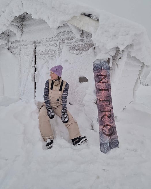 Kunde @sofiasmoodx i Dope Notorious B.I.B W 22 Snowboardbukse Dame Sand