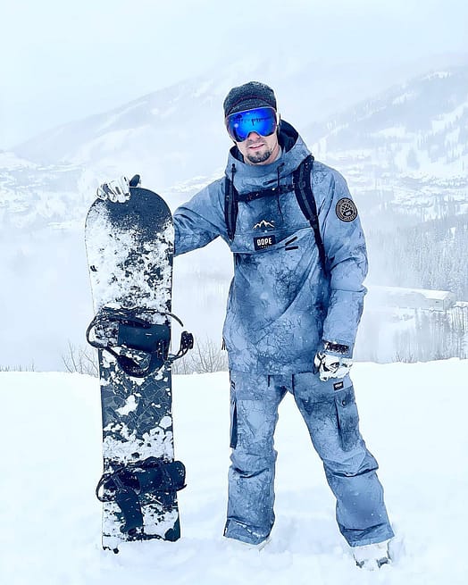Kunde @_seanpollock_ i Dope Blizzard Skijakke Herre Dirt
