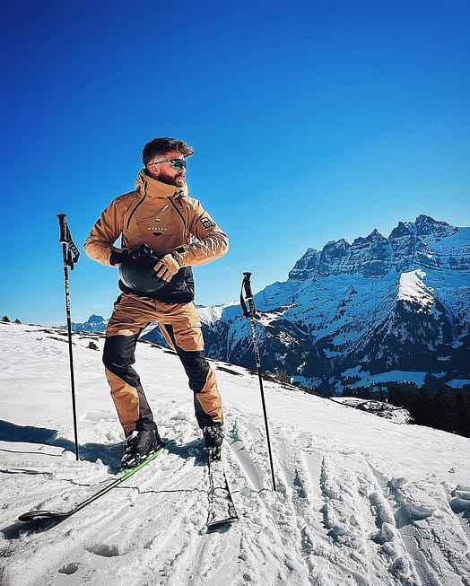 Kunde @xavierpinsta i Montec Fawk Skibukse Herre Gold/Black