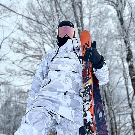 Kunde @gioele_mari i Dope Akin Snowboardjakke Herre Grey Camo