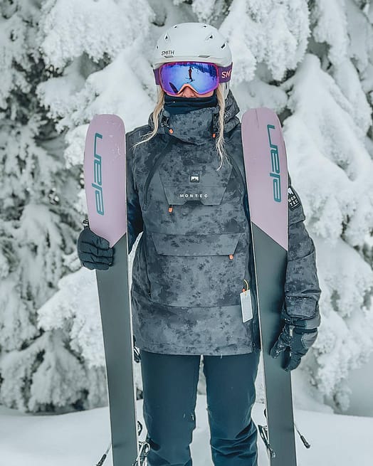 Kunde @_krashley_ i Montec Doom W Snowboardjakke Dame Black Tiedye