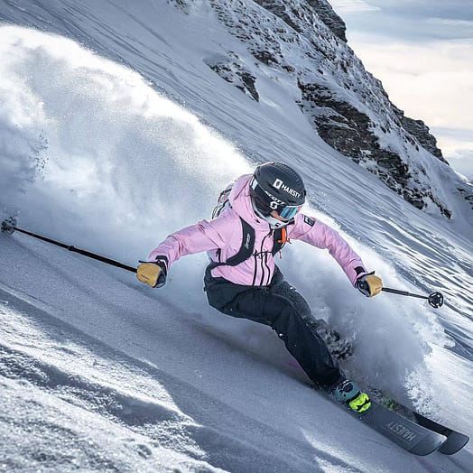 Kunde @zuzawitych i Montec Moss W Snowboardjakke Dame Soft Pink/Black Renewed