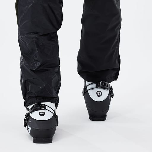 Elastiske snøgamasjer.