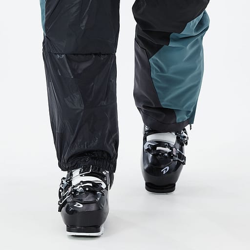 Elastiske snøgamasjer.