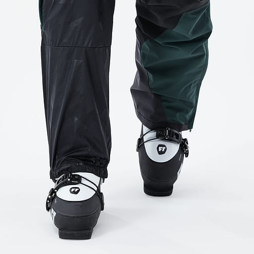 Elastiske snøgamasjer.