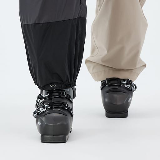Elastiske snøgamasjer.